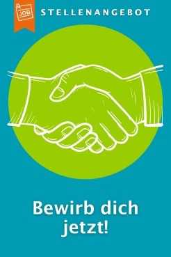 Ein Händedruck auf grünem Hintergrund mit dem Schriftzug "Stellenangebot. Bewirb dich jetzt!"
